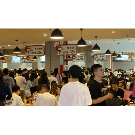 食堂裝修中桌椅的設計規劃